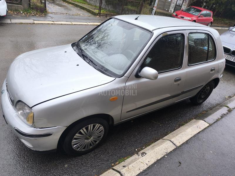 Nissan Micra 