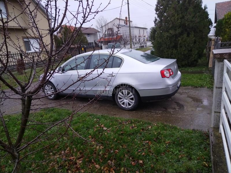 Volkswagen Passat B6 2.0 Highline