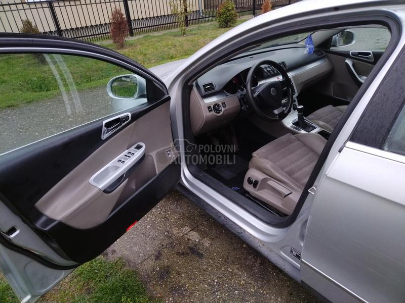 Volkswagen Passat B6 2.0 Highline