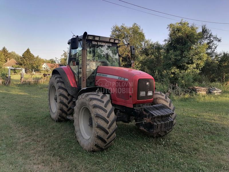 Massey Ferguson 8210