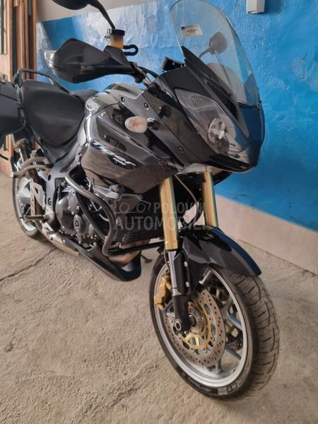 Triumph Tiger 1050
