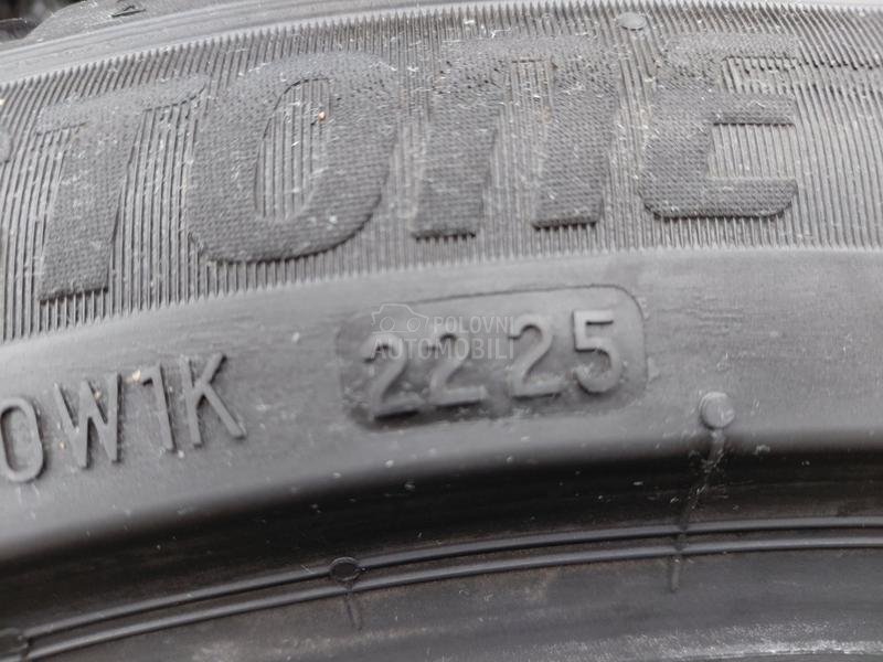 Bridgestone 255/45 R19 Zimska