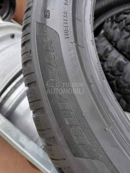 Bridgestone 255/45 R19 Zimska