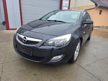 Opel Astra J 1.7CDTi NjOY