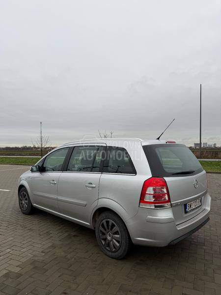 Opel Zafira 1.6