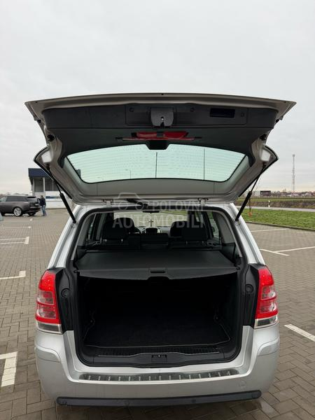 Opel Zafira 1.6
