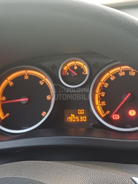 Opel Corsa D 1.3 cdti
