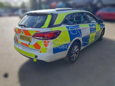 Opel Astra K F15DVH 2020. god. -  kompletan auto u delovima