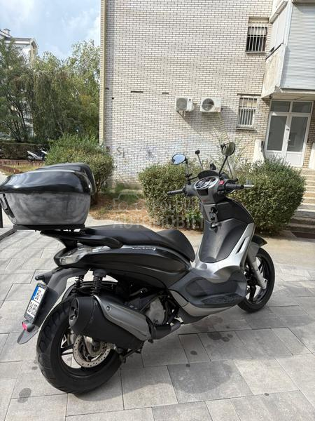 Piaggio Beverly 350 ST