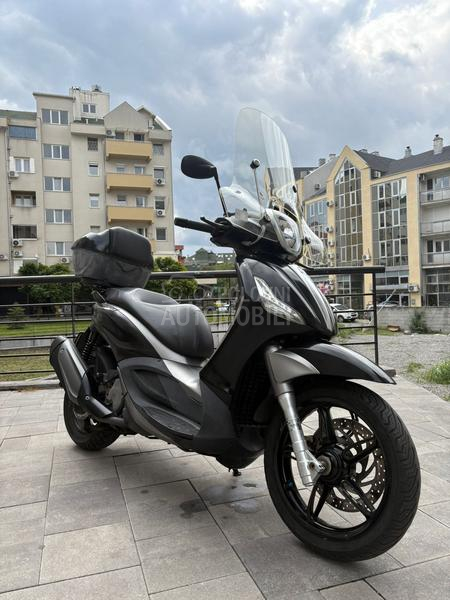 Piaggio Beverly 350 ST