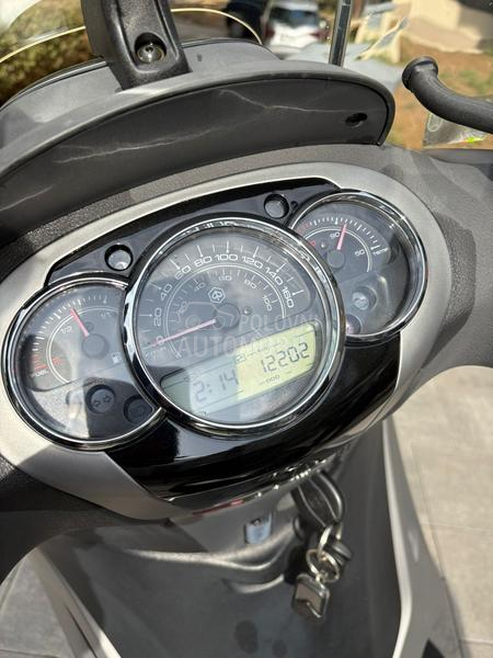 Piaggio Beverly 350 ST