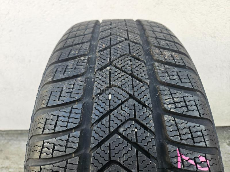 Pirelli 225/60 R17 Zimska