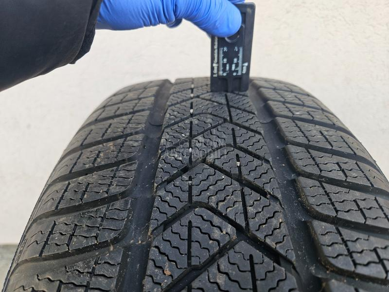 Pirelli 225/60 R17 Zimska