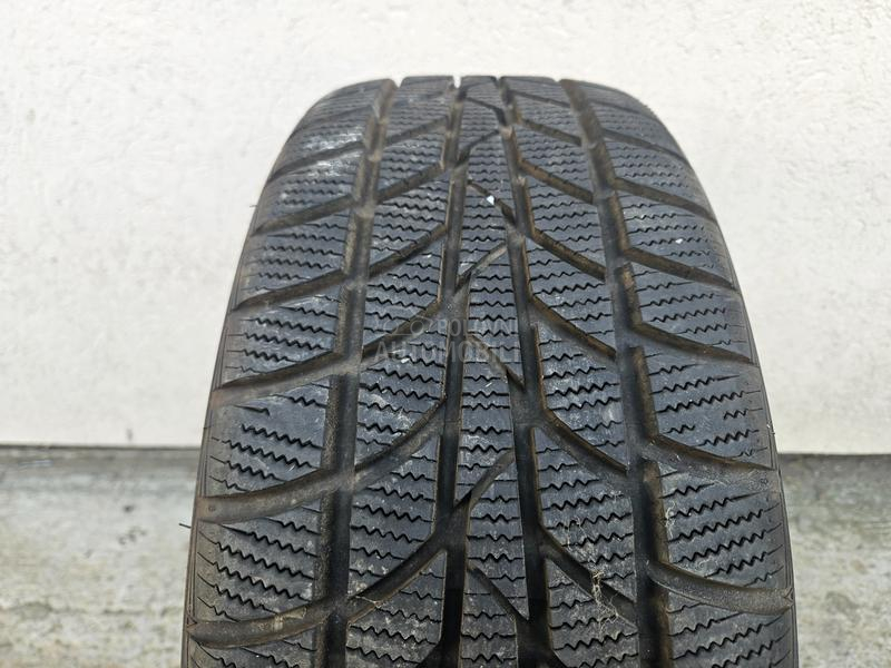 Hankook 195/45 R16 Zimska