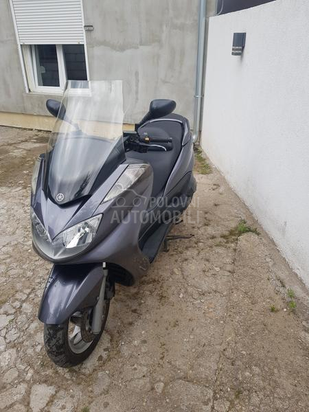 Yamaha Majesty