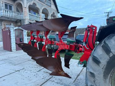 Vogel Noot obrtač 4 brazde dva creva