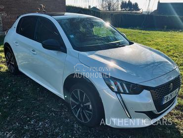 Peugeot 208 GT/ u dolasku