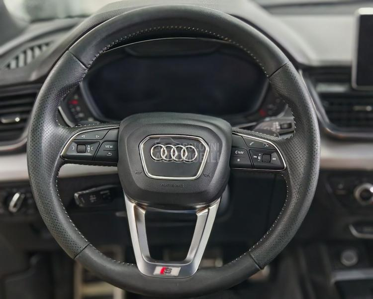 Audi Q5 2.0 S-Line