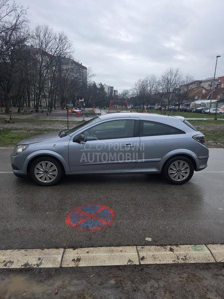Opel Astra H GTC
