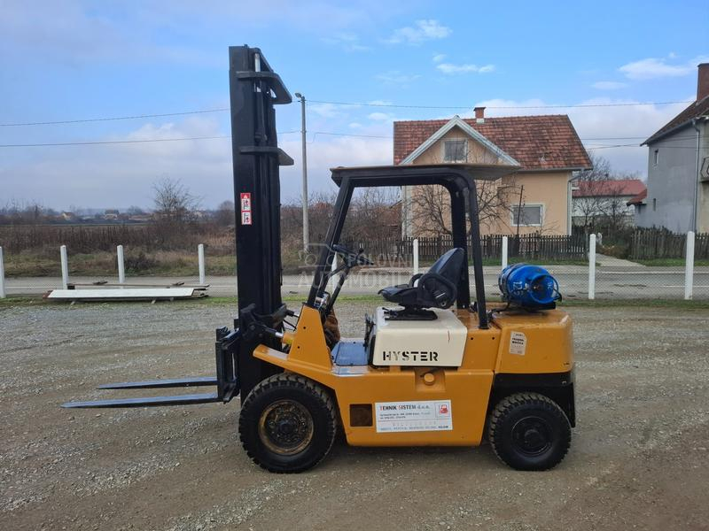 Hyster 025