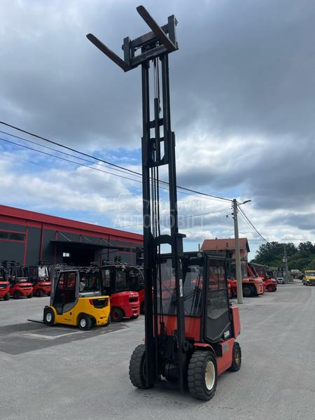 Clark 3,5 tona Triplex