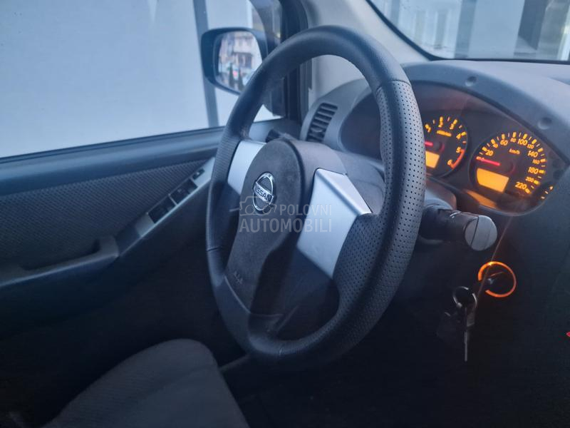 Nissan Navara N.OV