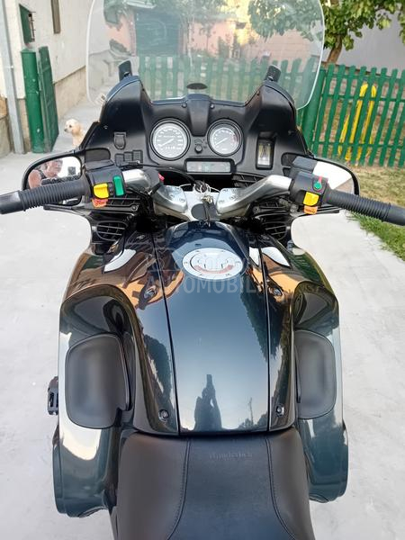 BMW R1100RT