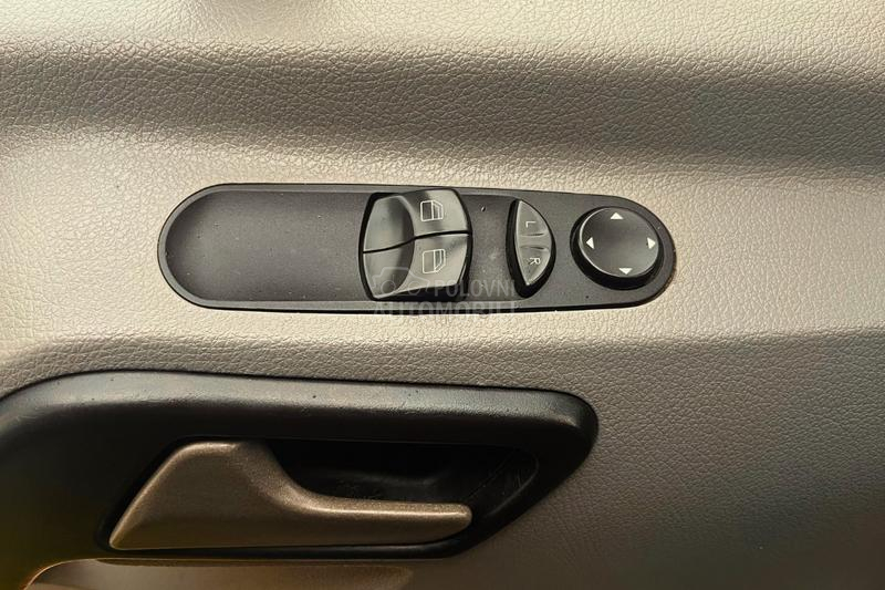 Mercedes Benz Sprinter 516