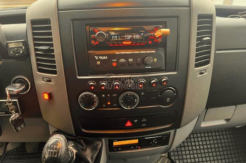 Mercedes Benz Sprinter 516