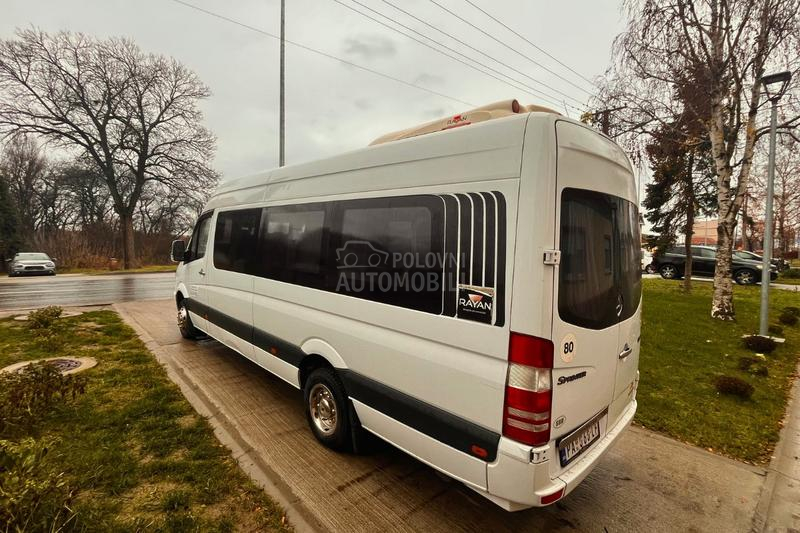 Mercedes Benz Sprinter 516