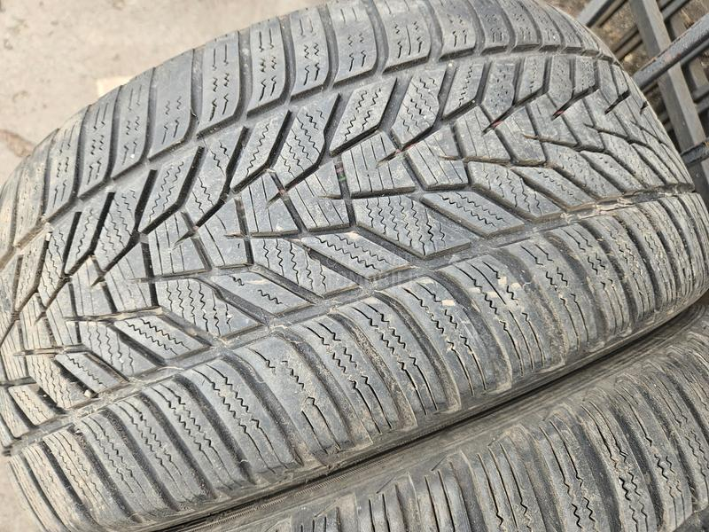 Hankook 245/40 R18 Sve sezone