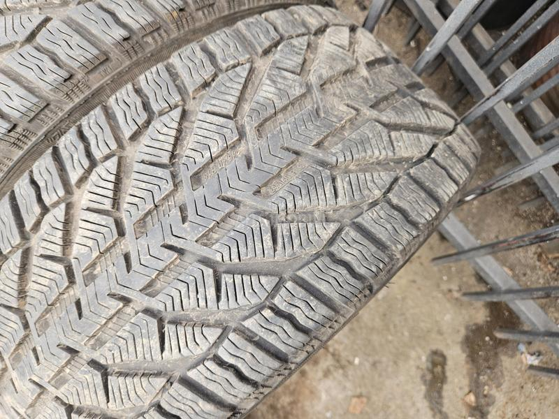 Security 245/40 R18 Sve sezone