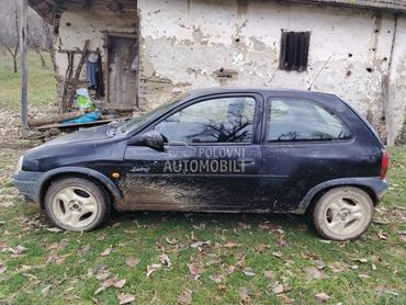 Opel Corsa B b