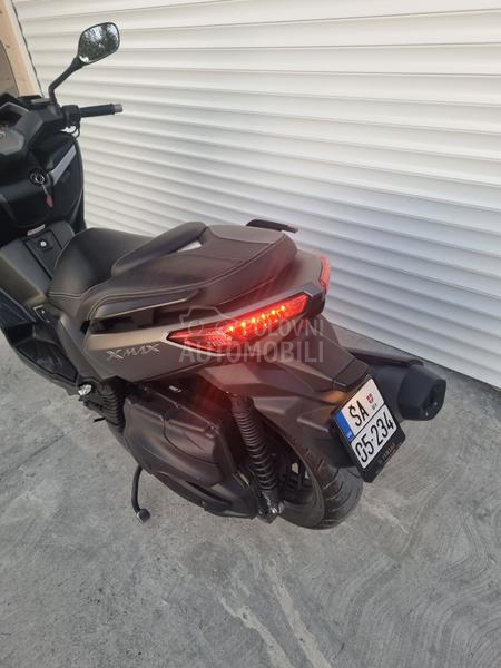 Yamaha X MAX 400