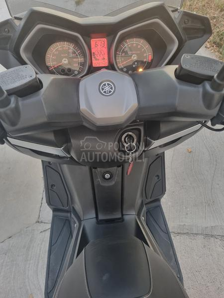 Yamaha X MAX 400