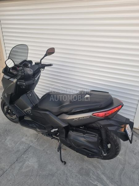 Yamaha X MAX 400