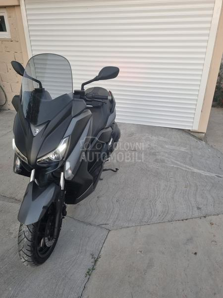 Yamaha X MAX 400