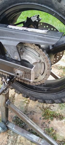 Suzuki v strom vstrom650