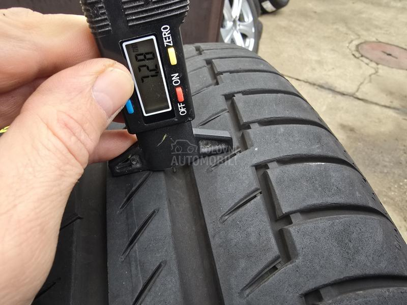 Continental 235/50 R19 Letnja