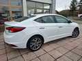Hyundai Elantra 1,6 Impression
