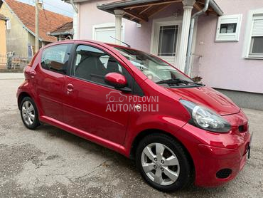 Toyota Aygo 1.0 EDITION  CH NOV