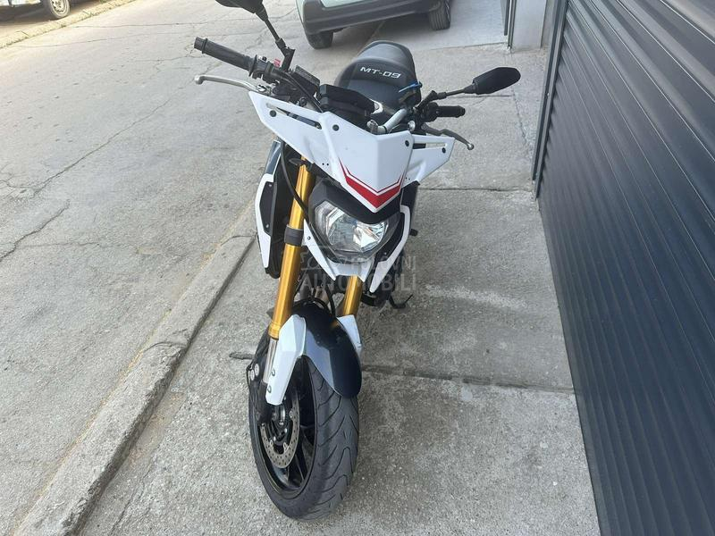 Yamaha MT09