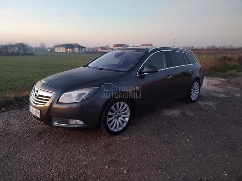 Opel Insignia 2.0d -  kompletan auto u delovima