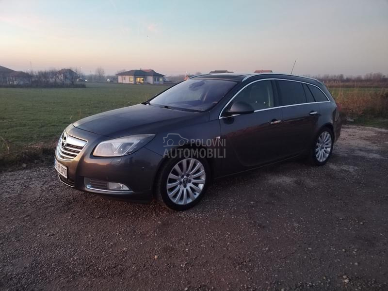 Opel Insignia 2.0d -  kompletan auto u delovima