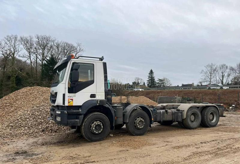 Iveco Trakker 450