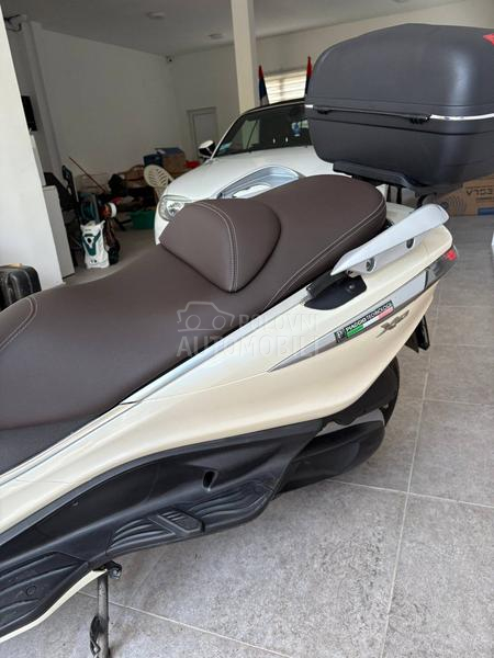Piaggio x10