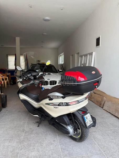 Piaggio x10