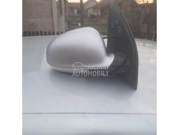 retrovizor za Volkswagen Golf 5