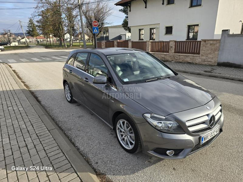 Mercedes Benz B 180 CDI
