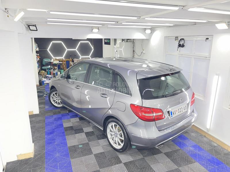 Mercedes Benz B 180 CDI